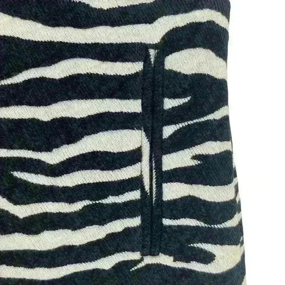 Morgan de Toi Zebra  Mini Skirt, S, Faux Wool Boho Y2K Sexy Goth Festival Style - Picture 9 of 16